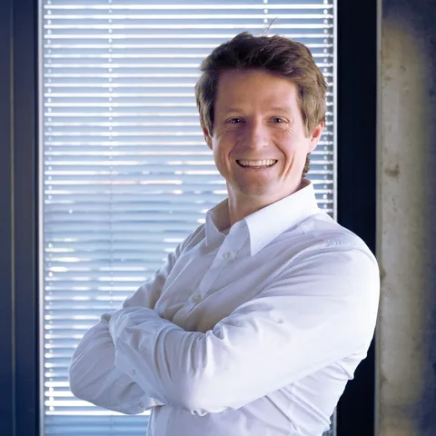 Dr. Marc Walker